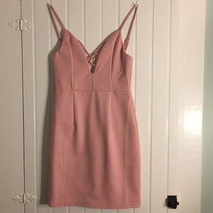 Tiger Mist, Rose Dress